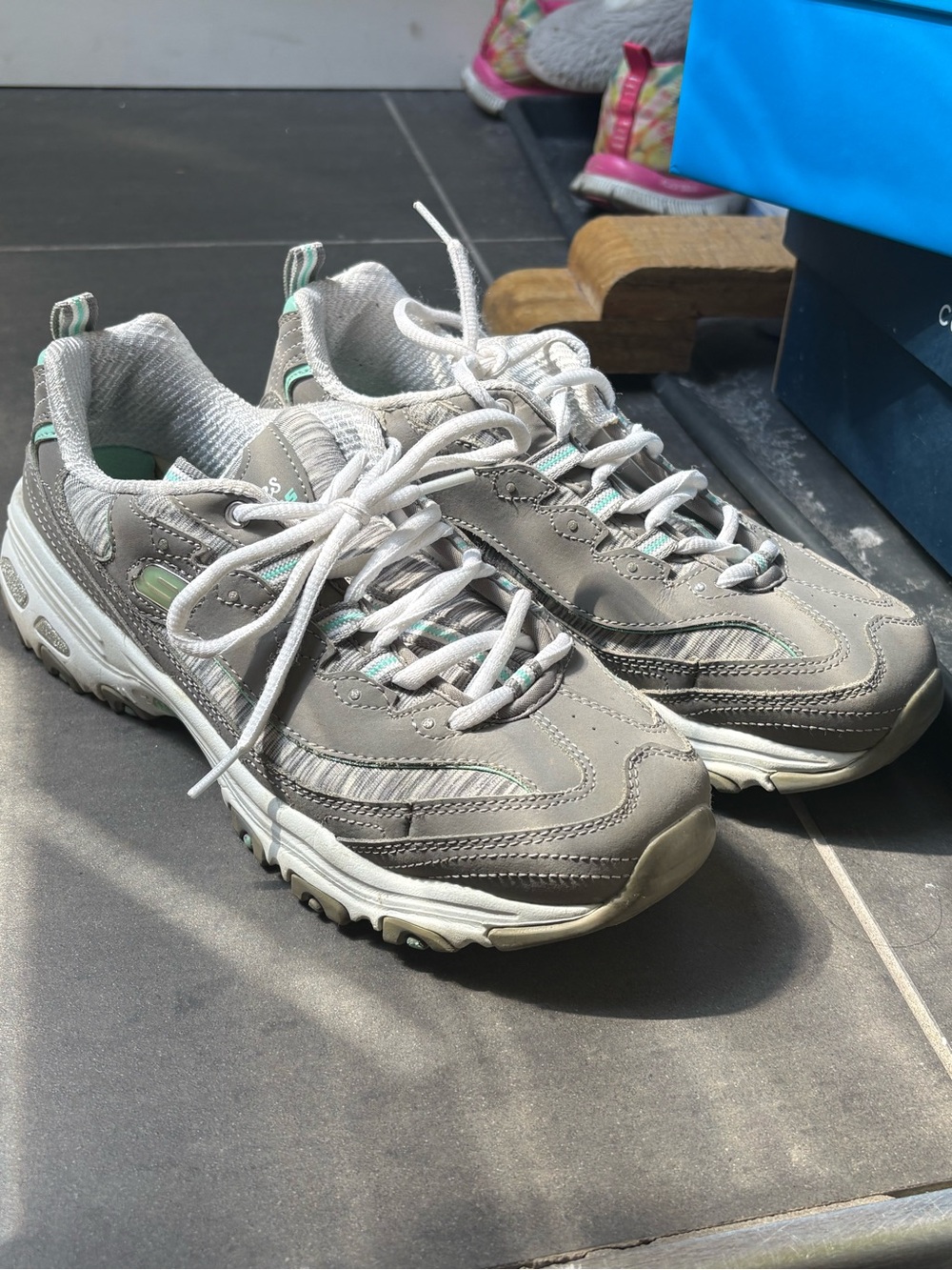 Skechers Light Gray Athletic Sneakers with Mint Accents